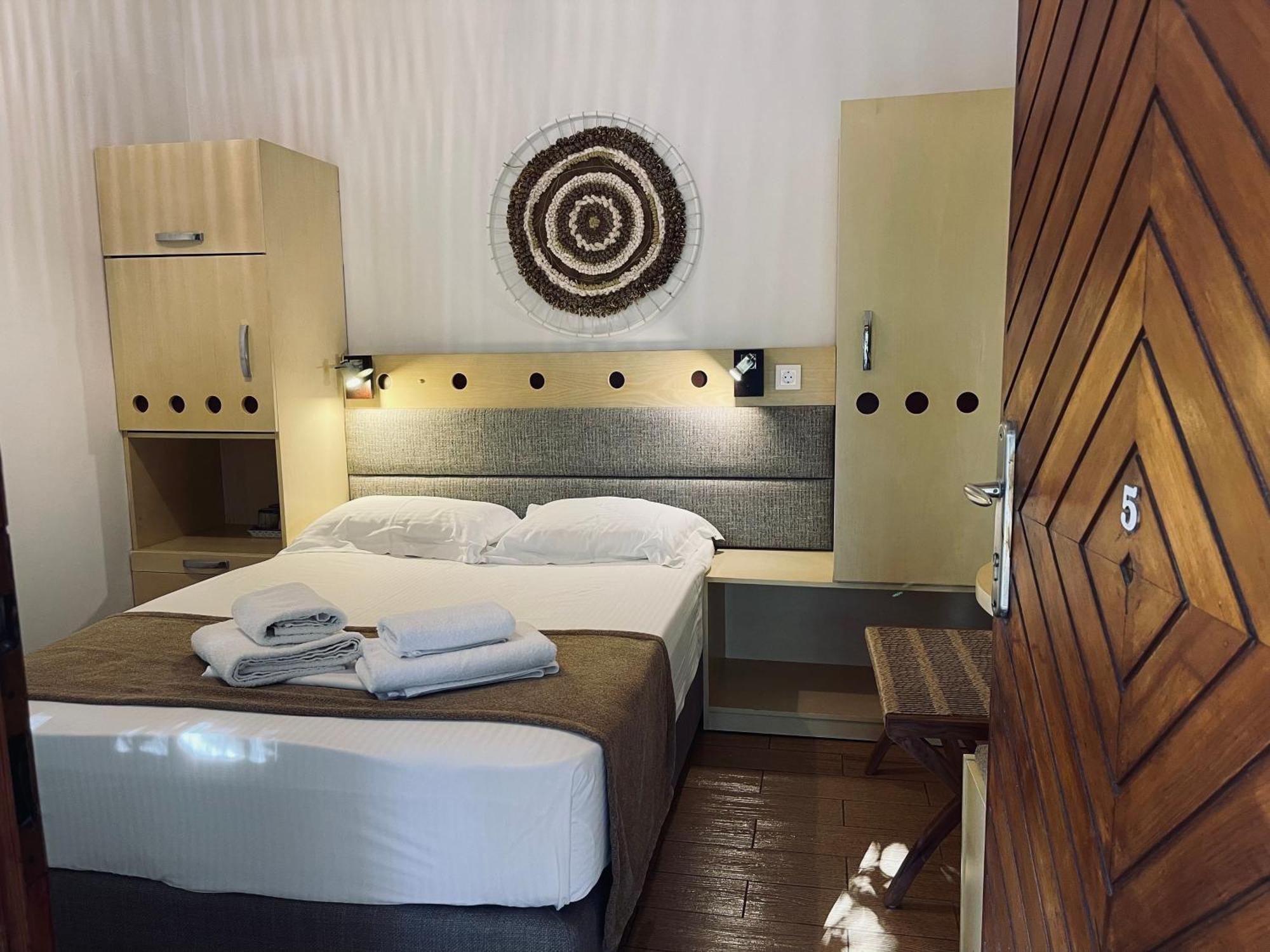 Semiramis Guesthouse Adamantas  Dış mekan fotoğraf